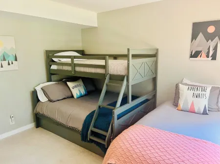 Our Lake Tahoe H💙ME<br> Отели в г. Доллар Пойнт