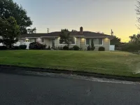 Desert Oasis with in ground pool, 4 bedrooms, 3 baths in the heart of Yakima!