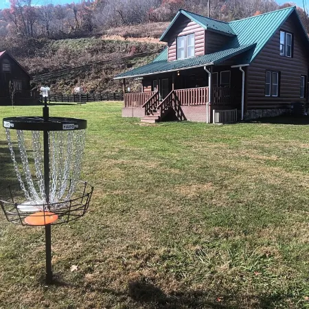 Wild Horse Lodge at Highland Hideaways near Grayson Highlands - Arcade/Theater