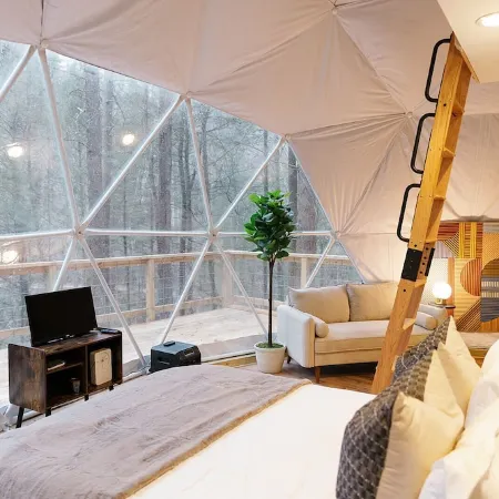 "The Perch" RRG - Modern Elevated Stay w/ Hot Tub