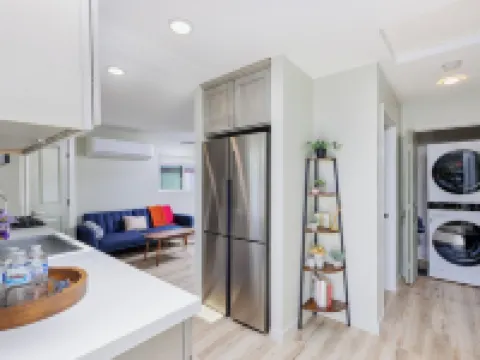 Cozy and Quiet Front House 方塔納酒店