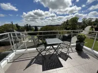 South-Facing Sea View Apartment in Carantec Hotels in Carantec