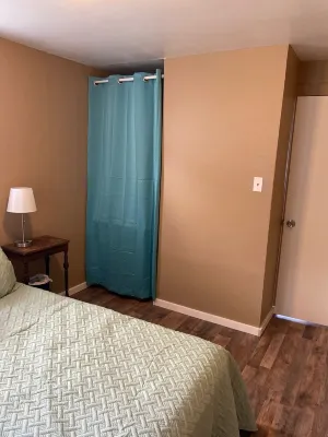 Cottage in the heart of Beach haven!