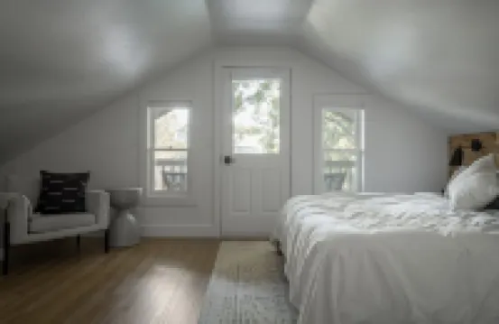 Woodland Loft - Proper Luxury