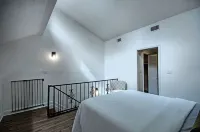The Cozy Fondren Loft Hotels near Jackson State University