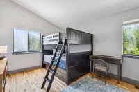 Dunes Beach House 1 block from the ocean