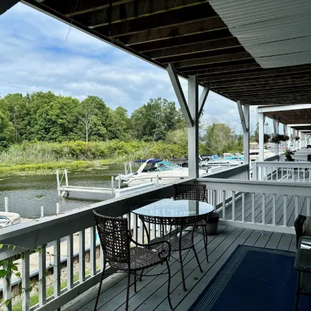 Open Layout Townhome Near All the Fun