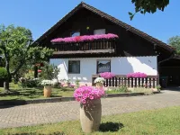Landhaus Pema vacation apartment near Maulbronn Monastery and Tripsdrill Adventure Park Hotels in der Nähe von Seebach bei Wilferdingen