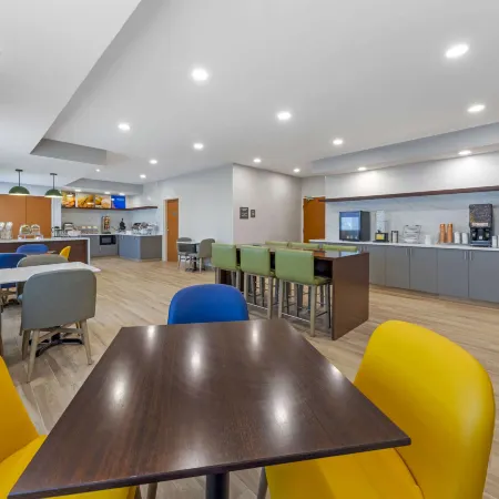 Comfort Inn & Suites Oklahoma City North - Quail Springs