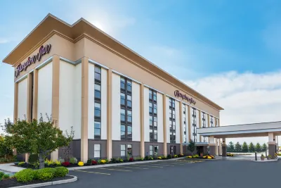 Hampton Inn Buffalo-Airport/Galleria Mall Các khách sạn gần Villa Maria College