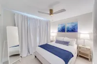 NEW REMODEL Steps from private beach access! 4 BR Family Friendly CLEAN