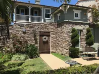 Luxurious 4Br Home Just Steps from Beach-Big Hot Tub,Fire Pit,AC,Bikes,2 K Beds