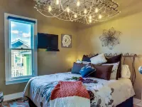 Victorian Secrets 1897 Home - Curious? Eclectic, convenient & ❤️ of wine country Hotels in Newberg