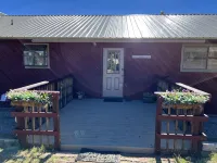 INDEP.CLOSE TO SKI/REMODELED CHALET ON XL LOT W VIEWS OF SKI RESORT &MOUNTAINS - Parvekkeita