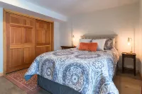 Mountainside perfection in Park City! 5 star condo in the heart of the action