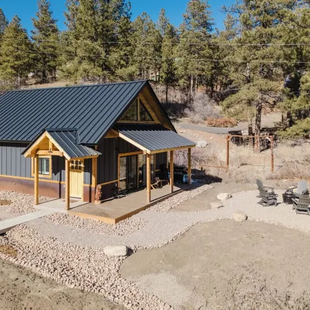 Wolf Creek Riverside Chalet