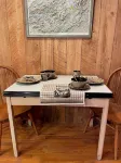 Cozy Cabin, private, romantic, wood stove, WiFi, mountains, NC