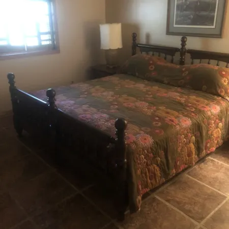 Twelve Oaks Resort - 1/4 mile from Lake Norfork Marina
