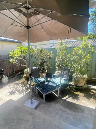 Wamberal/Terrigal Beach is a 10-15 Min Walk or 4 Minute Drive Away.*New Fast Nbn Отели в г. Терригал