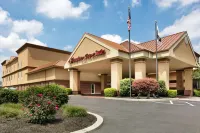 Hampton Inn & Suites Hershey Hotels in Hershey