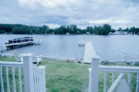 Lakefront Home with Private Dock on Lake Winnisquam, 15 Min from Gunstock Mtn