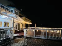 Cheerful, Private, Large Villa with Gorgeous View