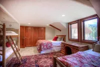 Discount early JUNE STONEHILL LODGE, SWIM, HIKE, LUXURY