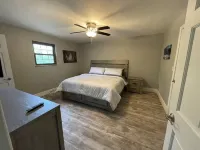 Private 4 Bedroom Home with a hot tub