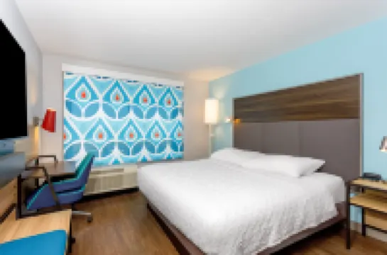 Tru by Hilton Panama City Beach Hotels in Upper Grand Lagoon