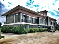 ลอฟท์ วิลเลจ นครนายก โรงแรมใกล้นาต่าย