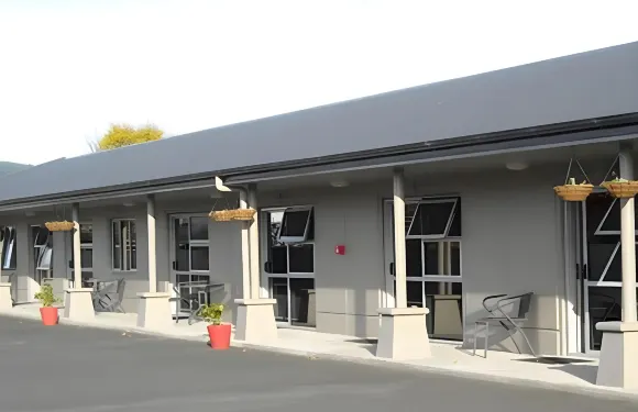 聖約翰宮廷汽車旅館