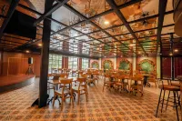 Qubika Boutique Hotel