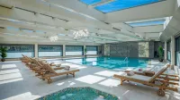 Radisson Hotel Istanbul Merter - Yüzme Havuzu