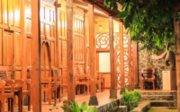 Pendhapa Art Space - Pas Limasan Homestay