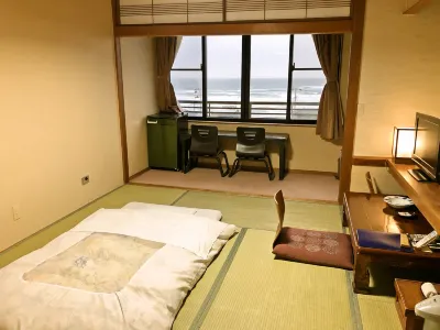 Yunohama Onsen Hamaakari Choonkaku Hotels near Uzen-Mizusawa Station