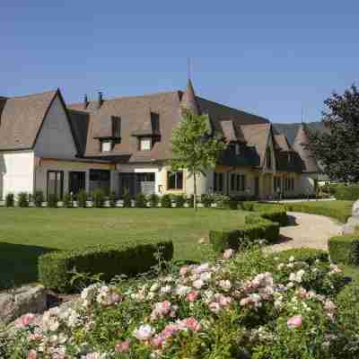 Château R Hotel Exterior