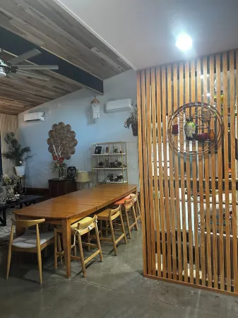 Charming 2-bedroom cottage with WiFi, AC in brilliant Gallatin