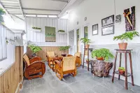 Spot on 92012 Homestay Grand Mahkota Permai Syariah Hotels in North Cilacap