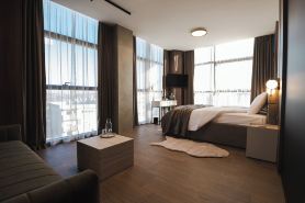 DISTRICT boutique hotel