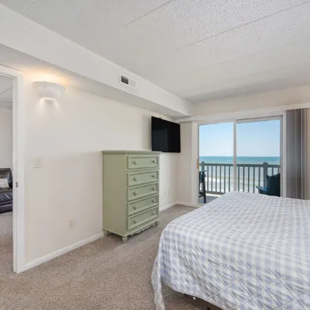 Stunning Top-Floor Oceanfront Condo! Pools & New Step in Shower and More!