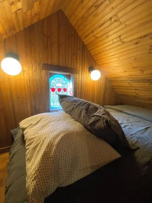 Creekside Cabin Getaway