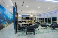 La Quinta Inn & Suites by Wyndham Galveston North at I-45 Hotels in Galveston