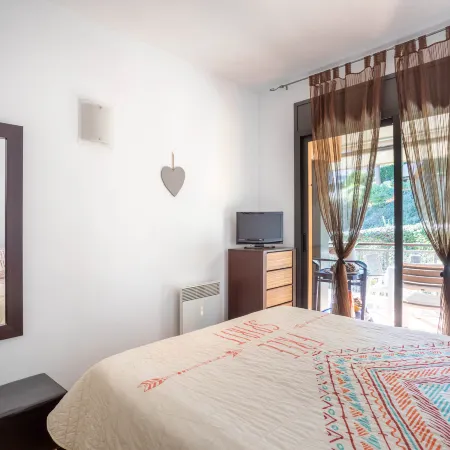Comfortable Apartment Near Cala Sa Boadella -Lloret de Mar, Costa Brava