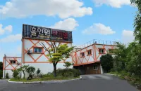 Hadong Hole in One Motel