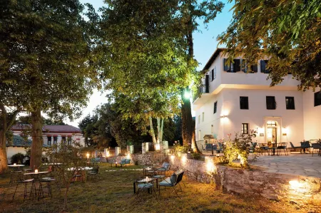 Kenta Mountain Hotel & Gastrobar Отели в г. Makrinitsa