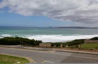 Southern Sands' Beachfront Apartment