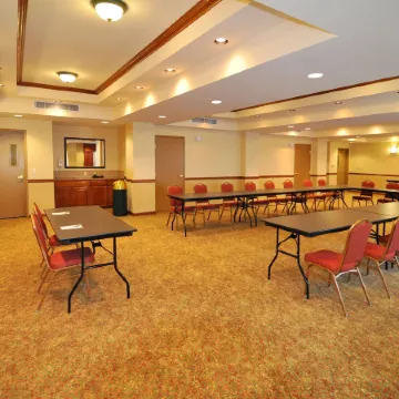 Country Inn & Suites by Radisson, Conway, AR