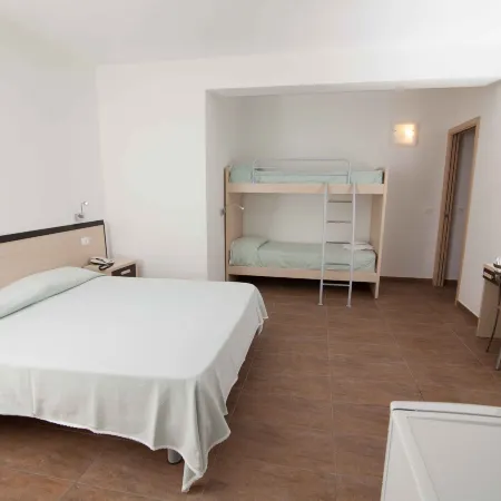 Hotel Marinella - Private Free Parking - Grotticelle Beach 200 m