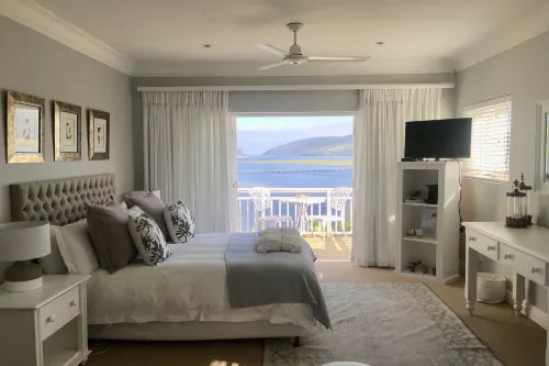 Roseroc Boutique Guest House Hotels in Simola Golf and Country Estate