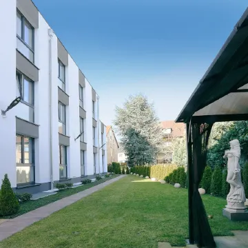 Naam Hotel & Apartments Frankfurt City-Messe Airport Отели рядом с достопримечательностью «Нидеррад»